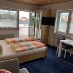 Gaestehaus Am Lindenweg Homestay