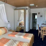 Gaestehaus Am Lindenweg Accommodatie bij particulieren *