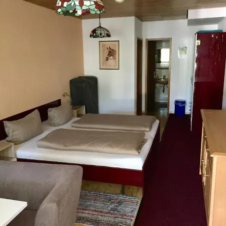 Ubytování v soukromí Gaestehaus Am Lindenweg