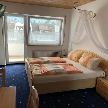 Gaestehaus Am Lindenweg * Meersburg