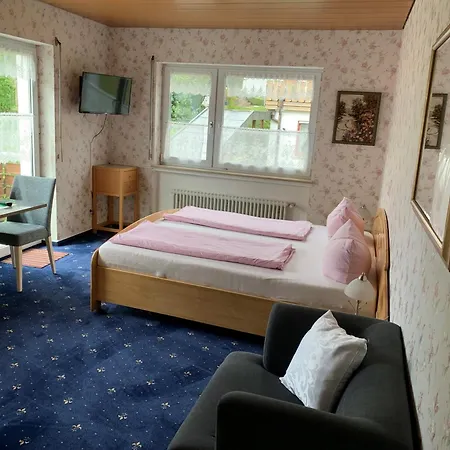 Gaestehaus Am Lindenweg Ubytování v soukromí Meersburg