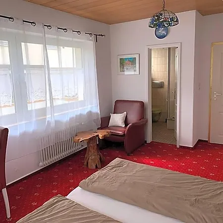 Gaestehaus Am Lindenweg Alloggio in famiglia *