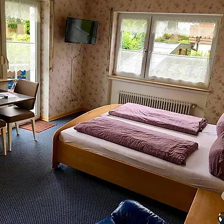 Gaestehaus Am Lindenweg Alloggio in famiglia Meersburg