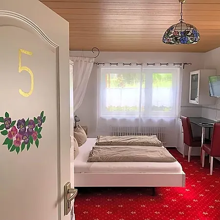 Gaestehaus Am Lindenweg Alloggio in famiglia
