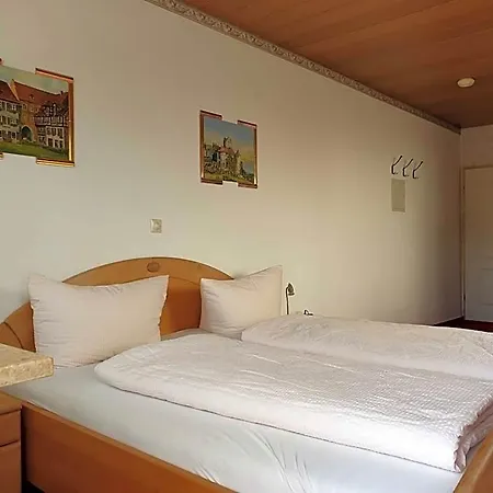 Gaestehaus Am Lindenweg *