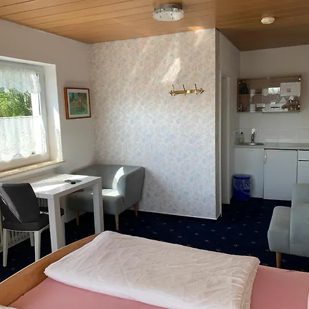 Ubytování v soukromí Gaestehaus Am Lindenweg *